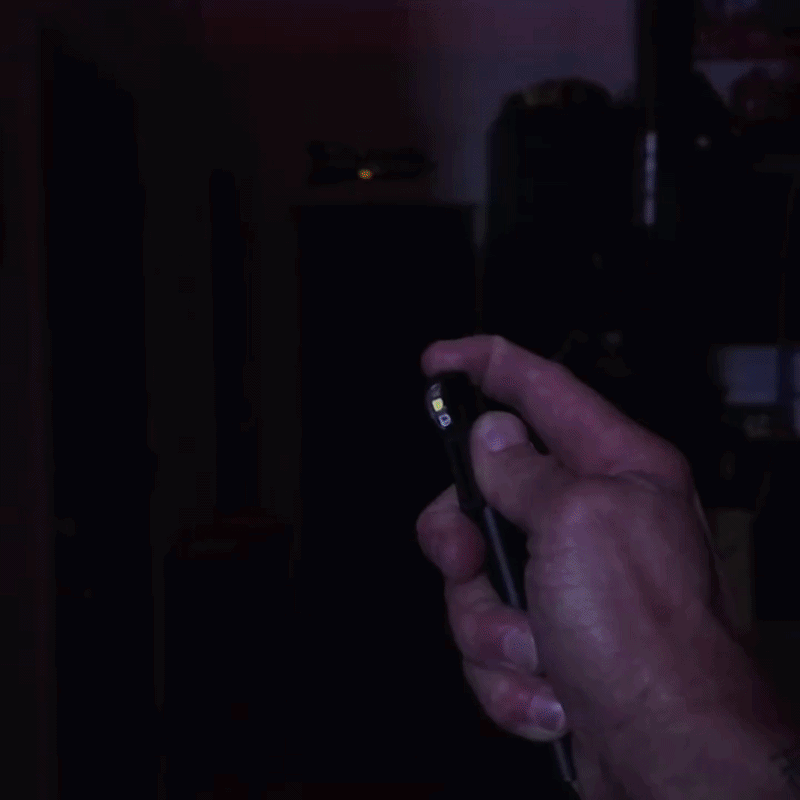 BeamMatrix™ 3-LED Multi-Angle Pen Light with Green Laser