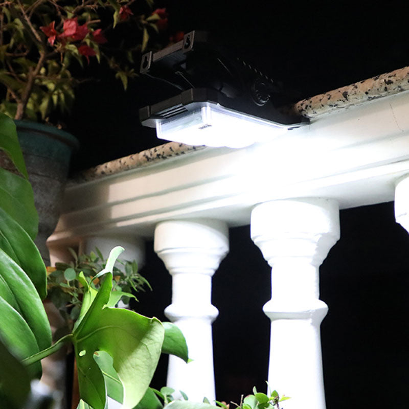 🌞 NEW ARRIVAL – 50% OFF! Solar Outdoor Clip Lights with Motion Sensor – Clip Anywhere, Light Up Instantly! 💡✨