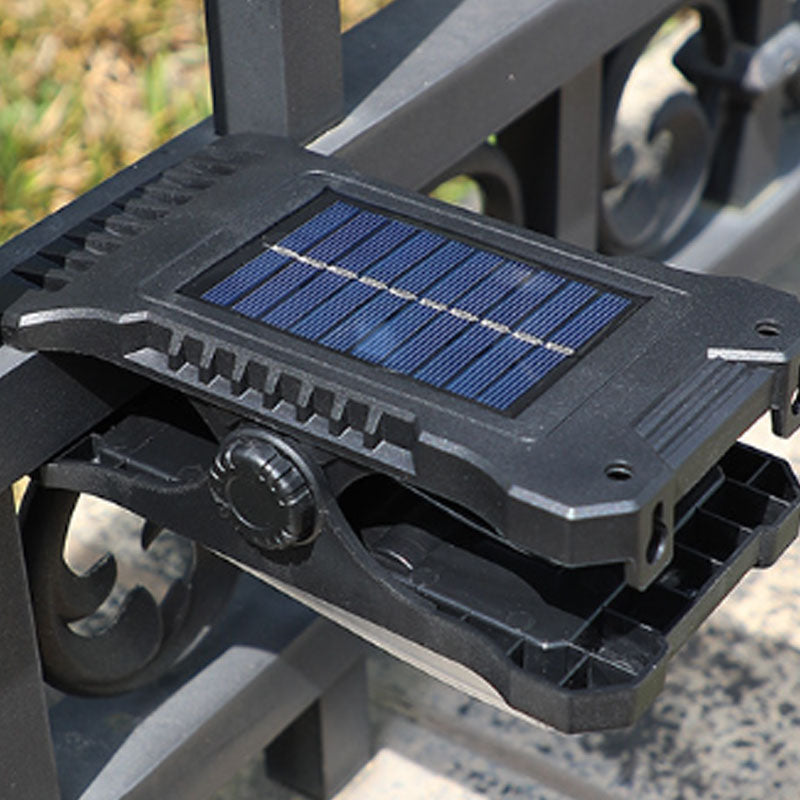 🌞 NEW ARRIVAL – 50% OFF! Solar Outdoor Clip Lights with Motion Sensor – Clip Anywhere, Light Up Instantly! 💡✨