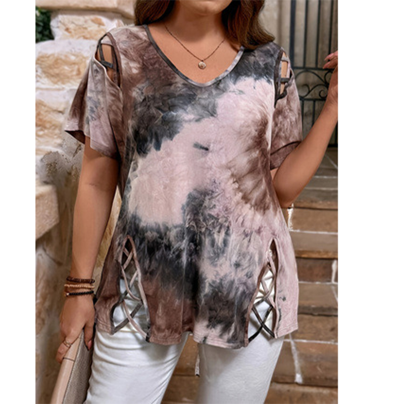 Women’s Heart Print V-Neck Top